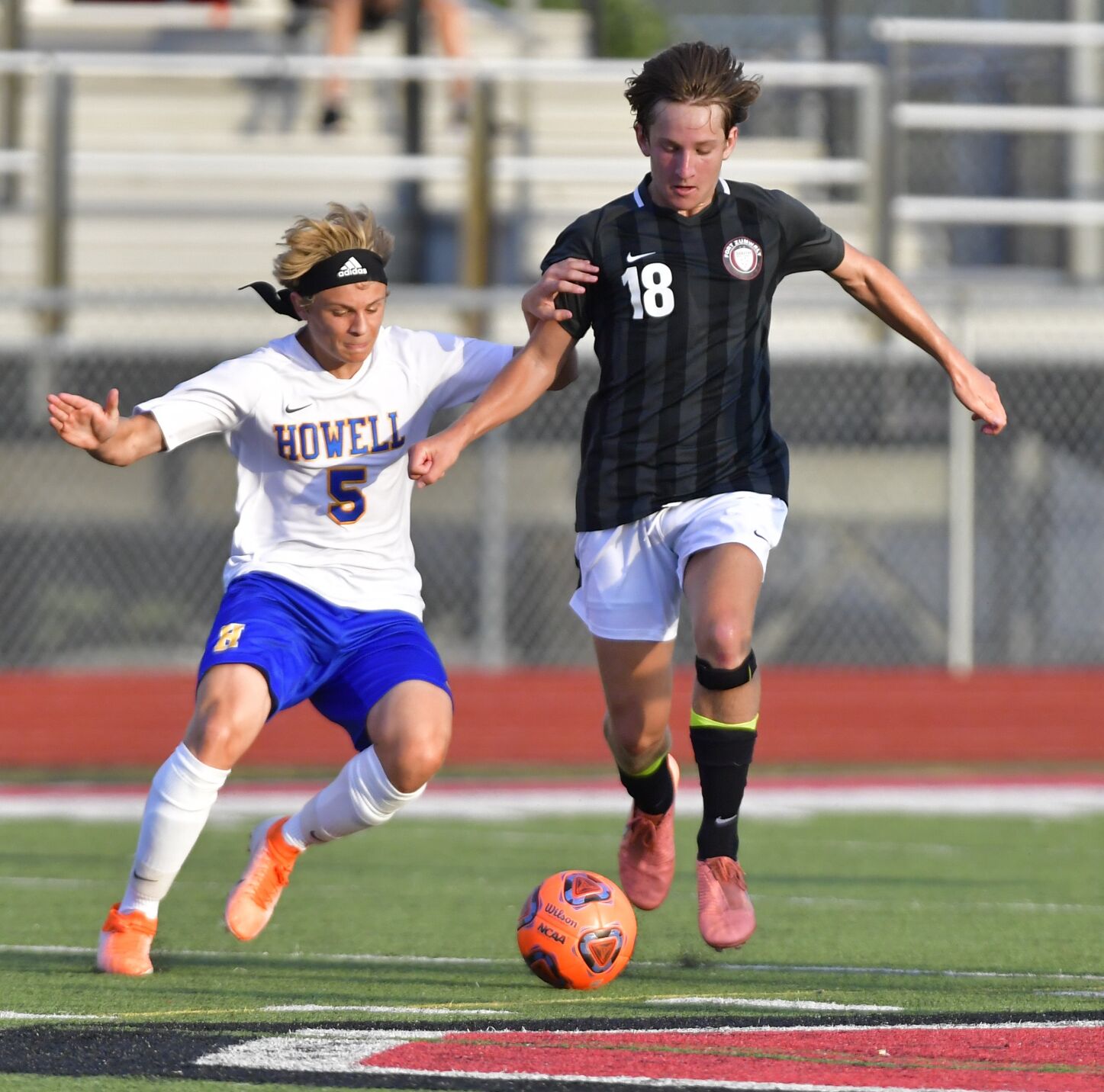 Francis Howell at Fort Zumwalt South boys soccer